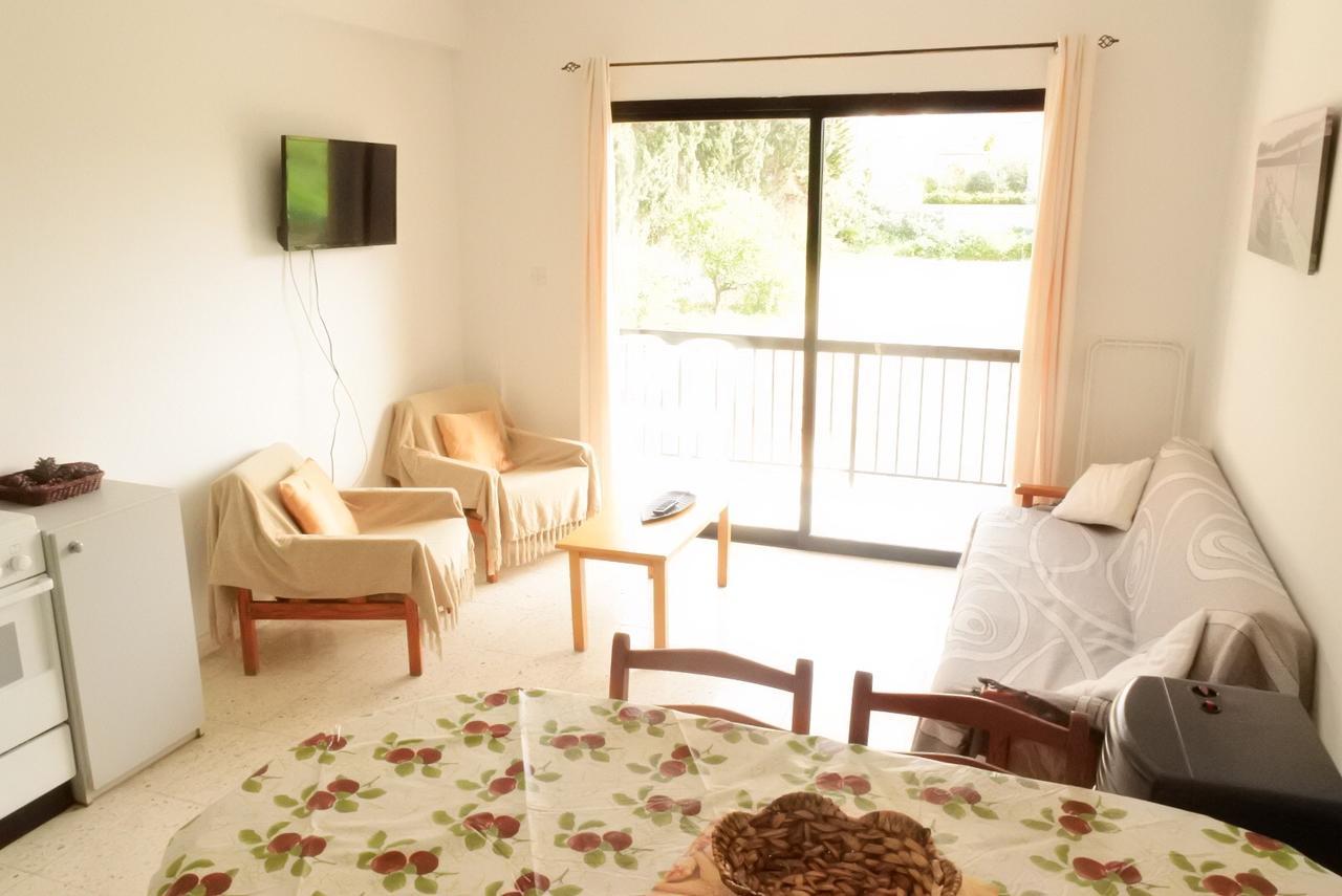 Kissonerga Beach Apartment Paphos Exteriér fotografie